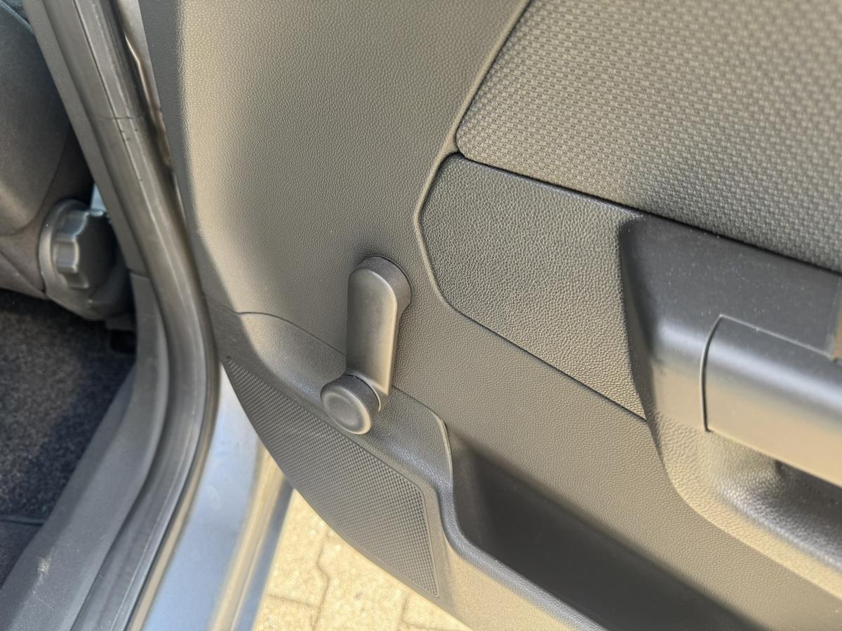 Opel Astra H original T&uuml;r hinten rechts Z163 Lichtsilber Flie&szlig;heck Bj.2006